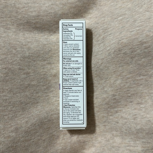 💫New!! Rodan+Fields Unblemish Invisible Matte Defense! - Picture 3 of 7